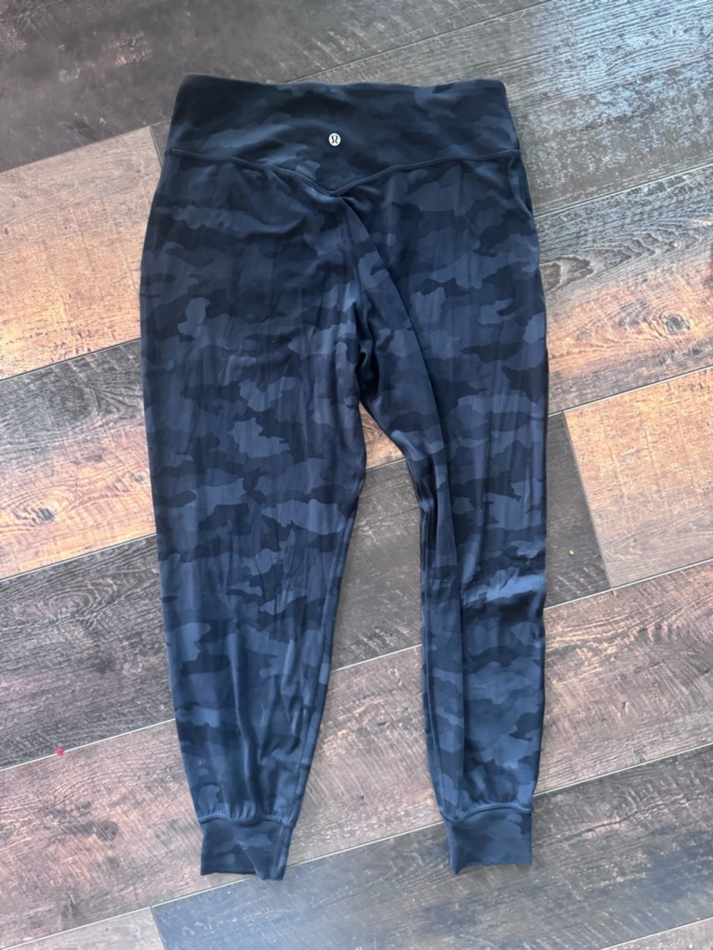 Lululemon Camo Jogger Leggings Size 12 Black Gray High Rise Pockets